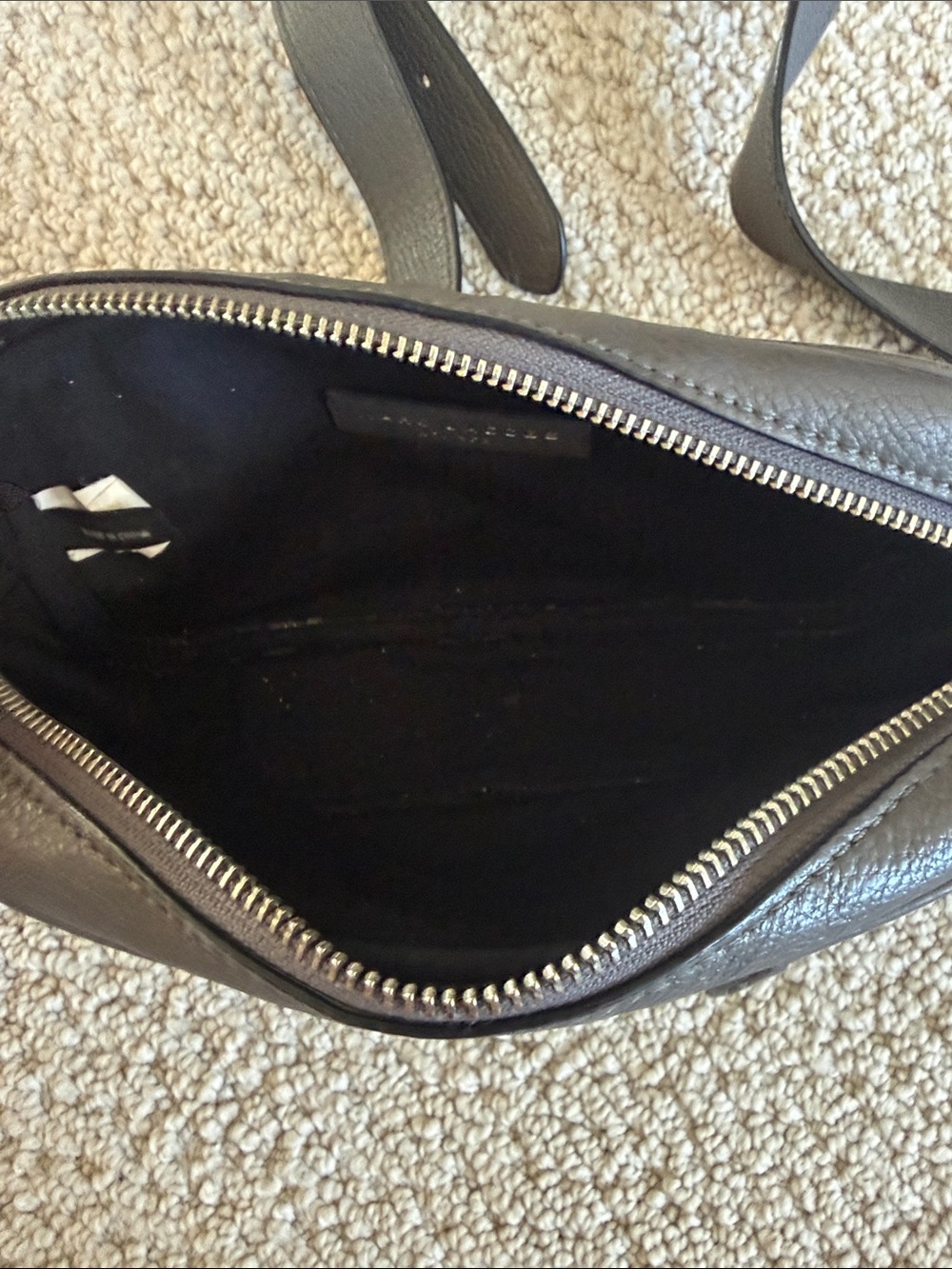 Marc Jacobs Gray Pebbled Leather Belt Bag - Picture 5 of 5
